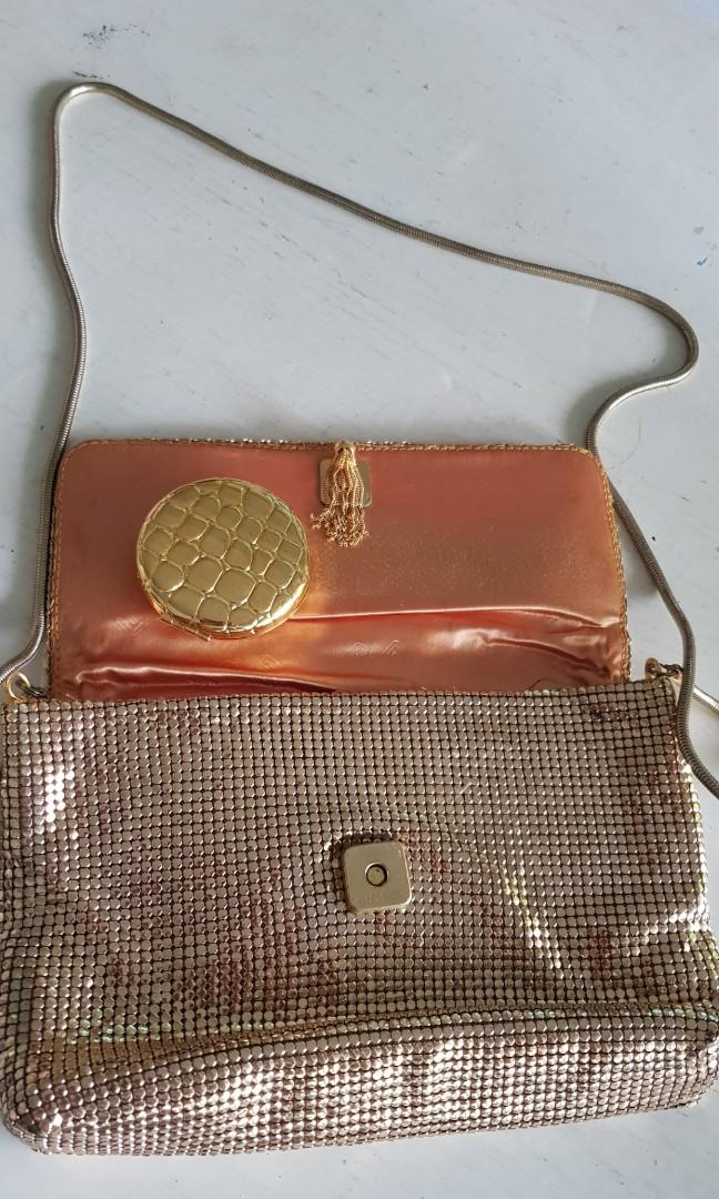 Gold glomesh bag top