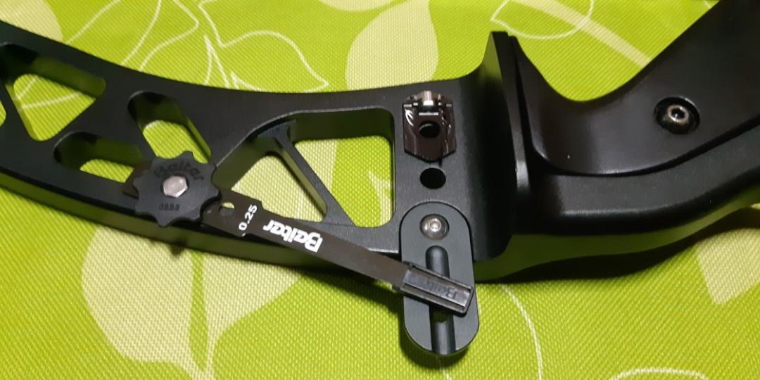 Hoyt Grand Prix Alero Riser, Sports Equipment, Bicycles & Parts, Parts ...