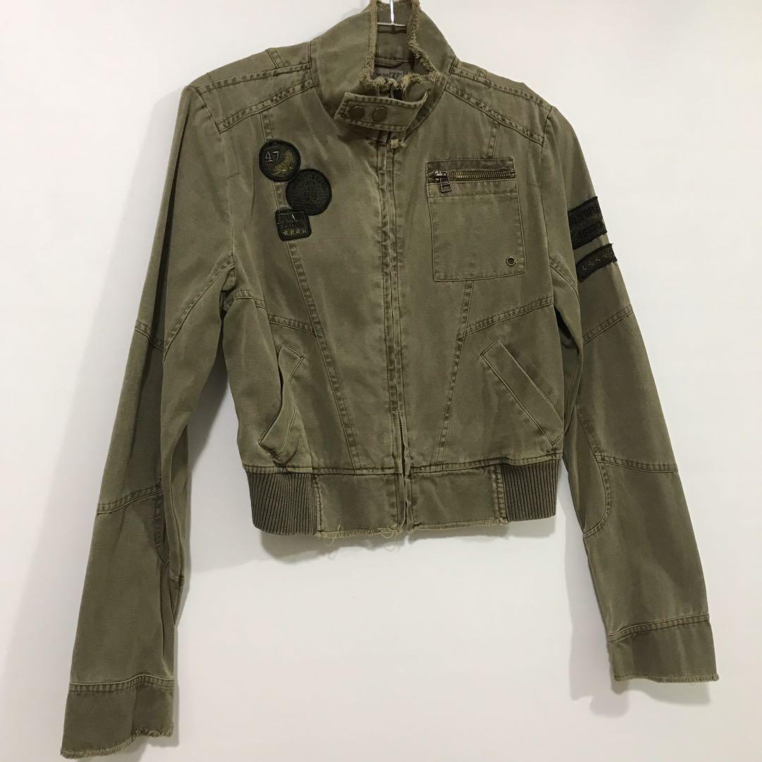 jaket army zara