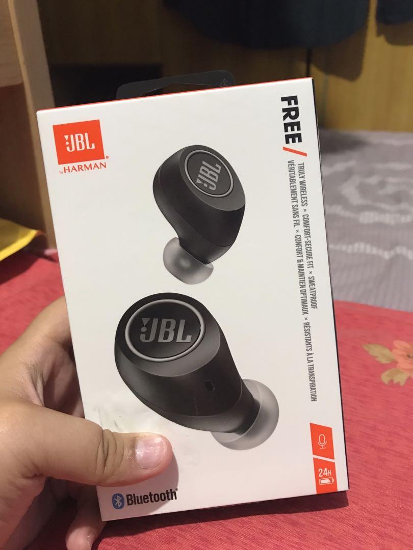 Jbl Wireless Earphone, Audio, Earphones on Carousell