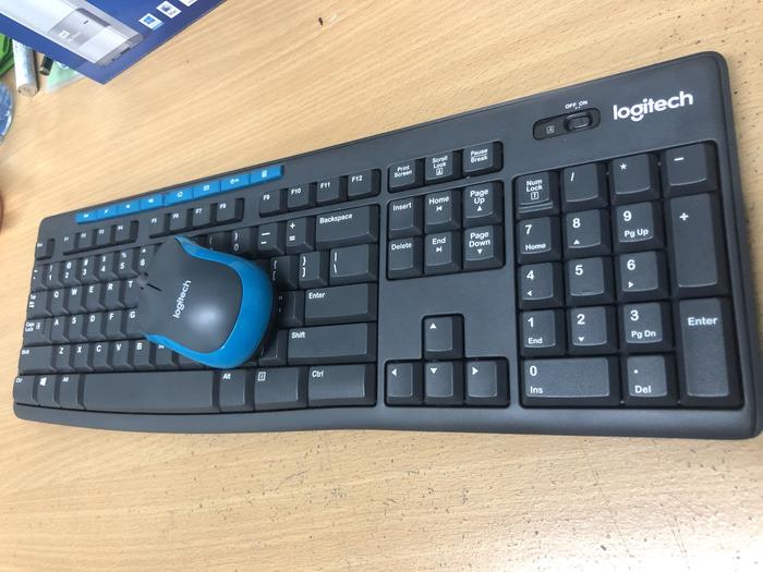 Logitech Wireless Keyboard Mouse Mk275 Elektronik Bagian Komputer Aksesoris Di Carousell