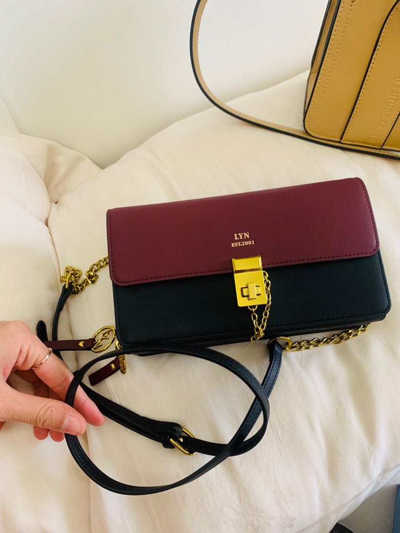 Lyn slingbag, Women's Fashion, Bags 