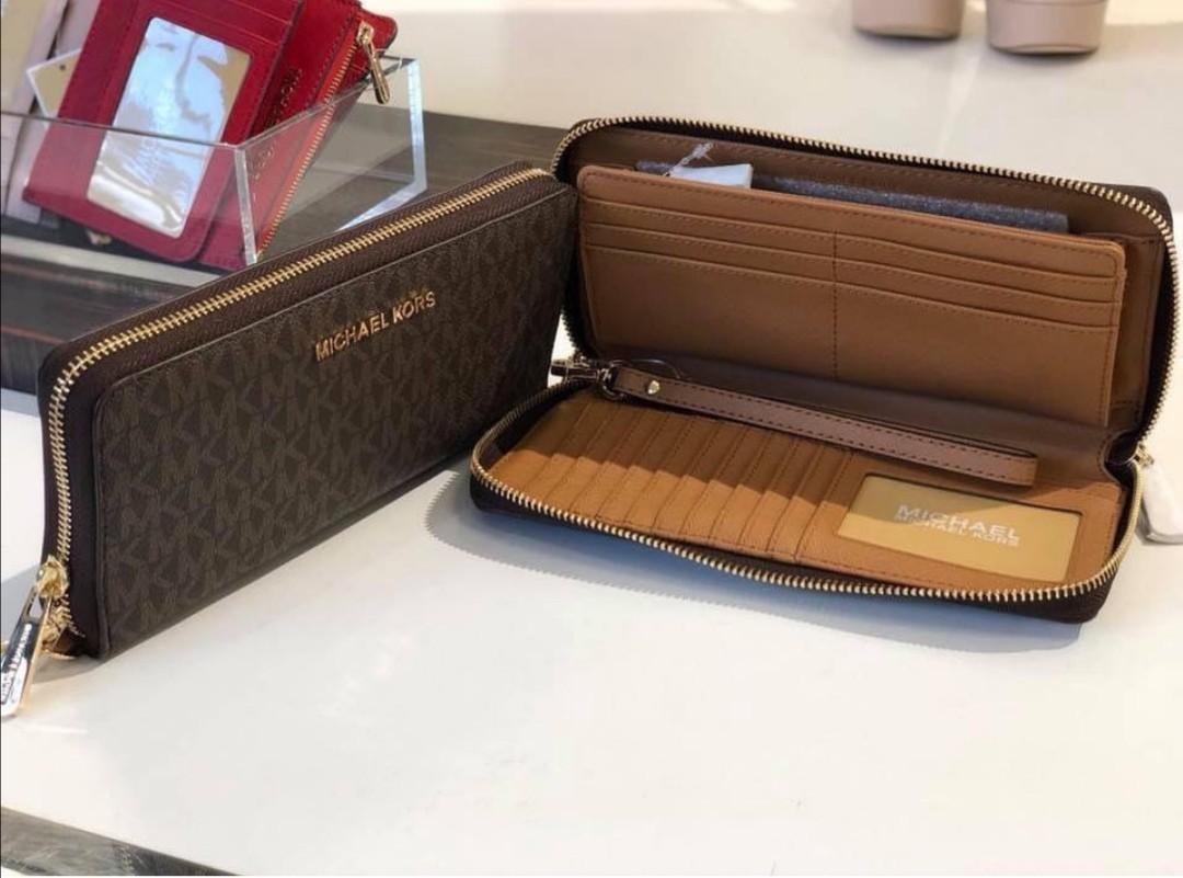 Mk continental hot sale wristlet