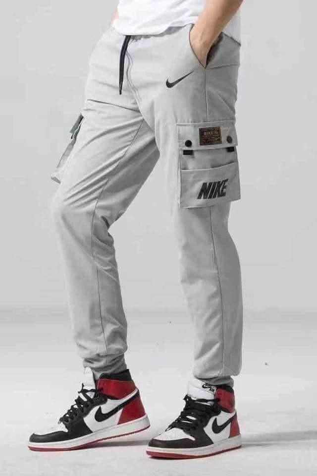 Arri nike cargo jogger pants discount