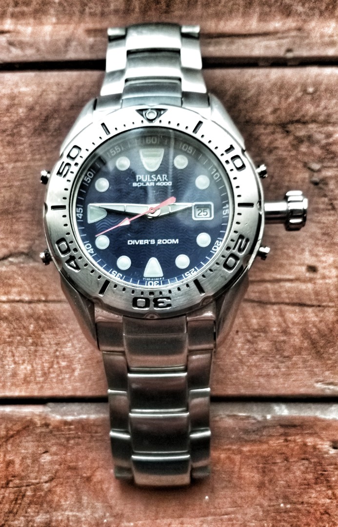 Pulsar solar divers watch top
