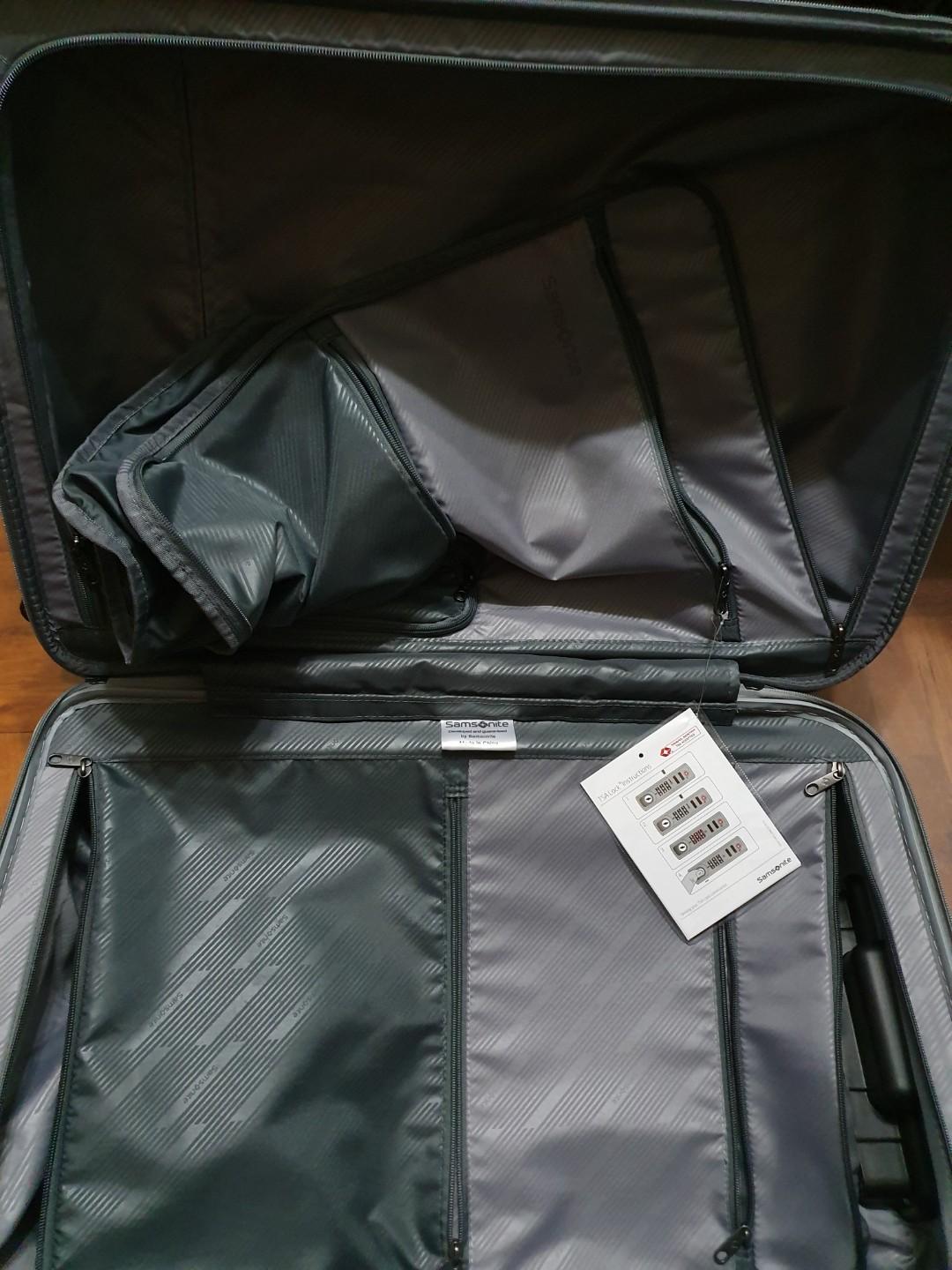 Samsonite T5 68cm Spinner Luggage with Built in weighing scale, Hobbies