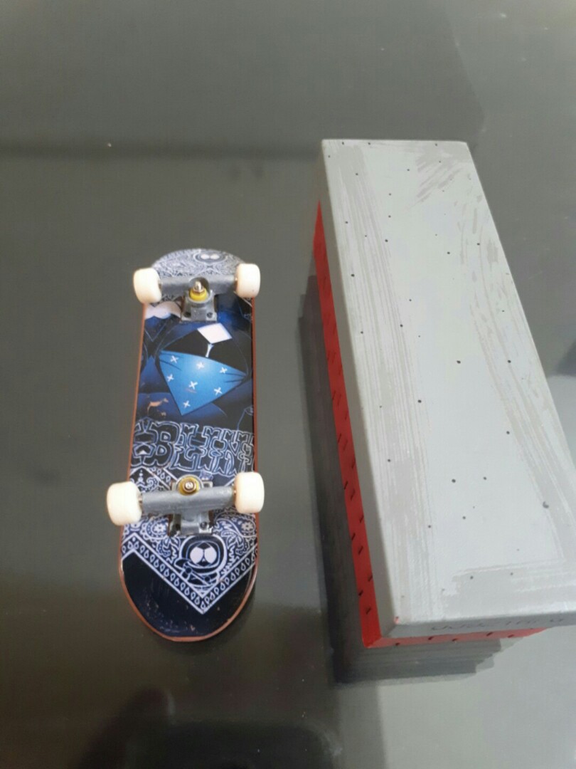 TECH DECK FINGERBOARD DARKSTAR ORIGINAL, Toys & Collectibles, Mainan di
