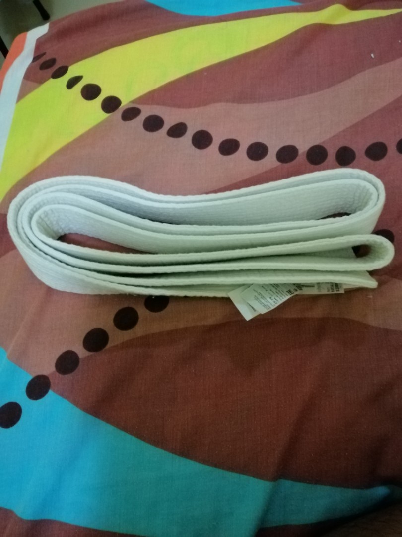 White Martial Arts Belt, Sports Equipment, Exercise & Fitness, Toning