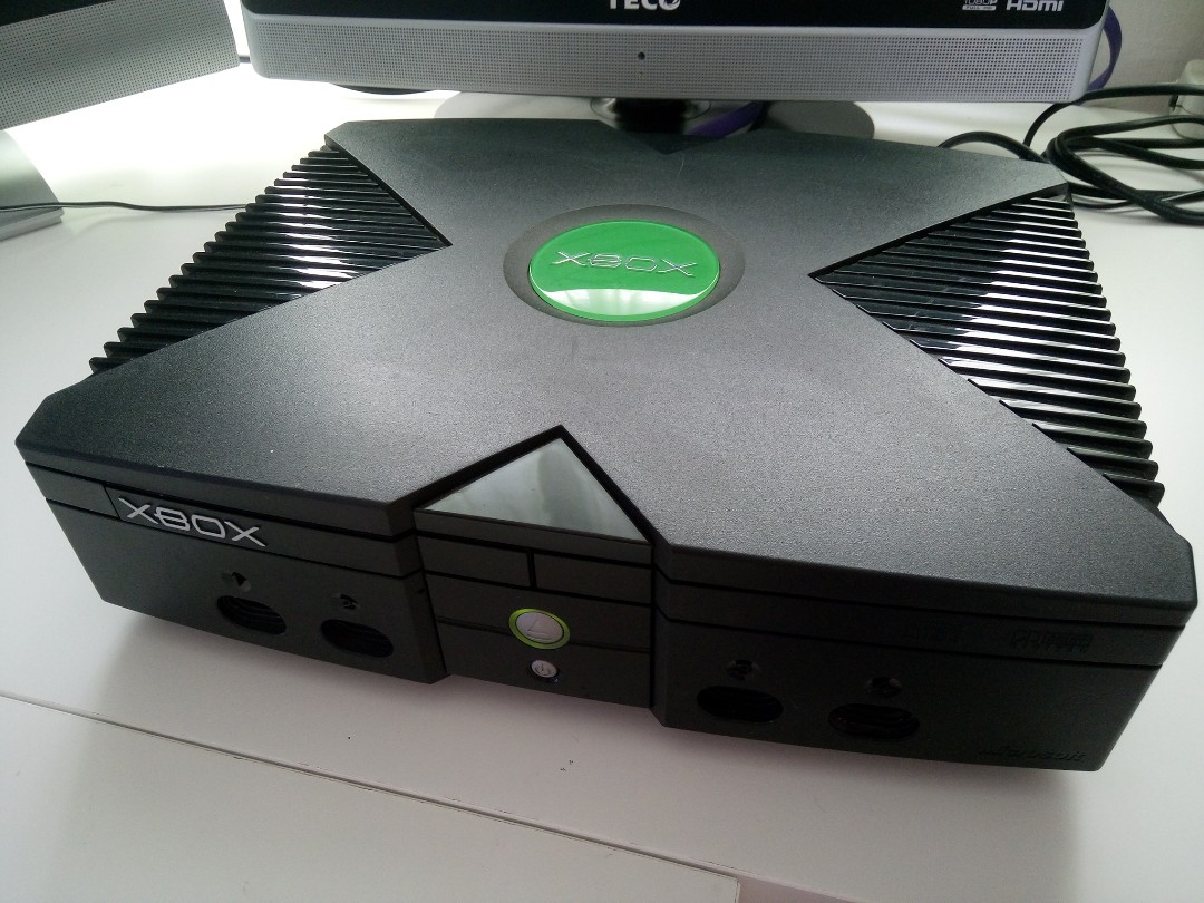 XBOX            250G       (    3999)