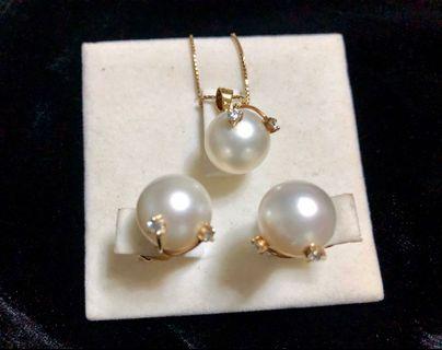 14mm South Sea Pearls Earrings with Pendant
