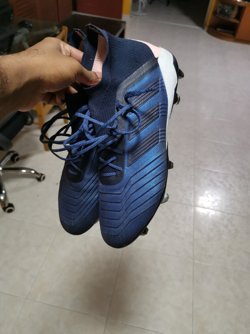 Adidas predator sale primaloft