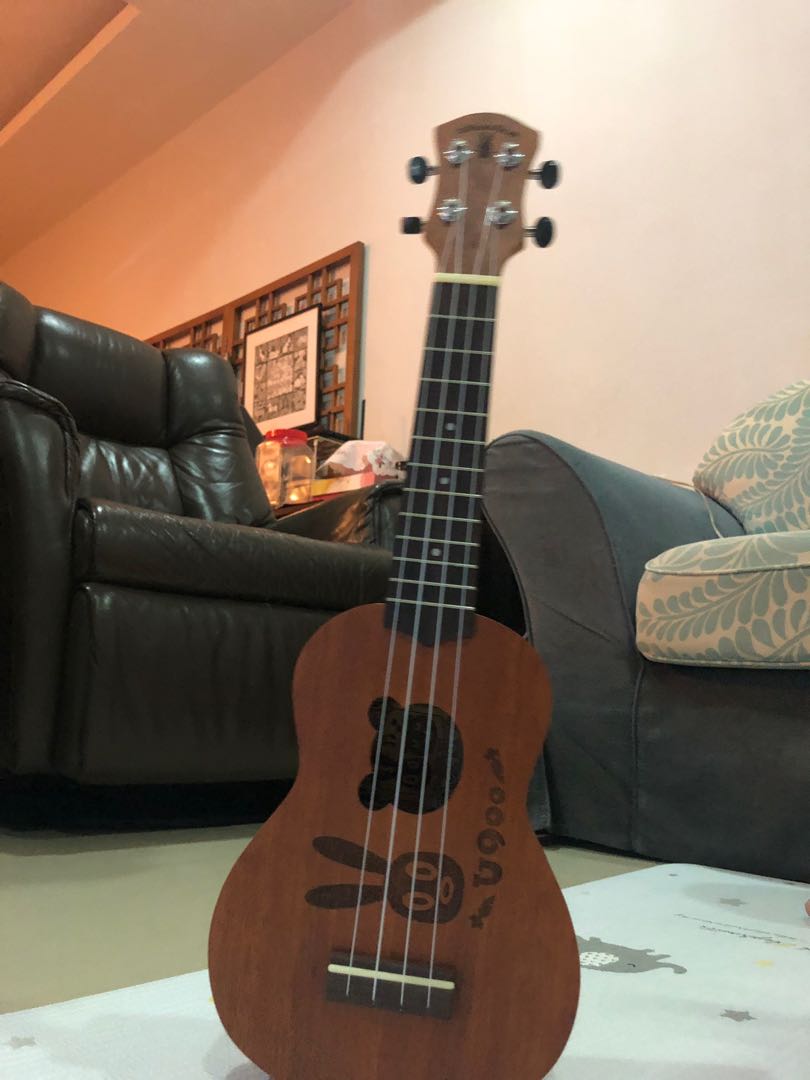 aNueNue U900 rabbit ukulele Hobbies Toys Music Media