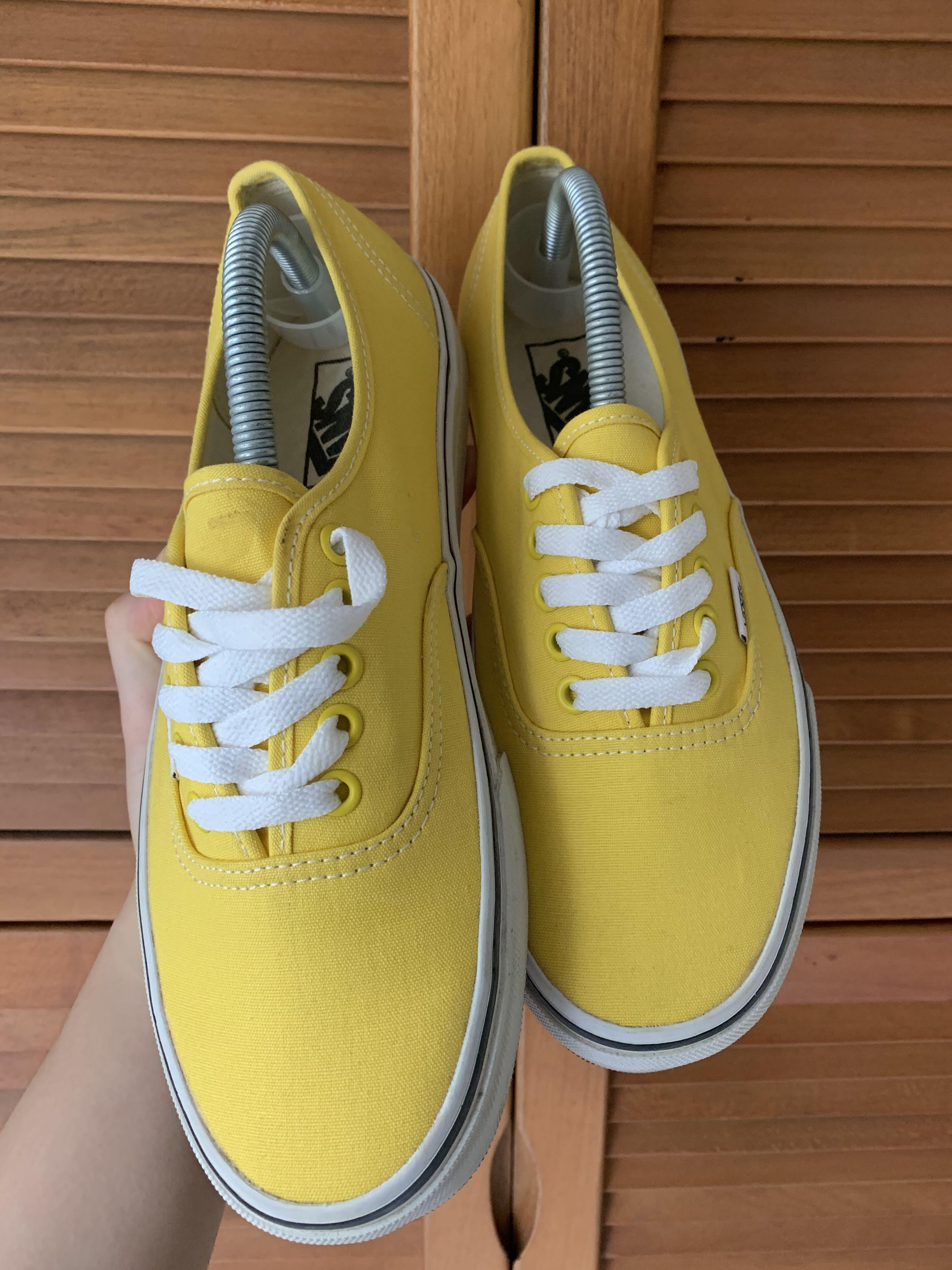 vans men yellow