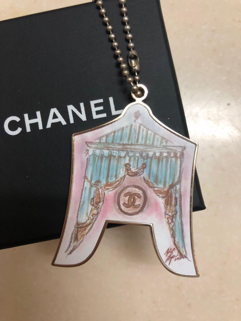 chanel charm