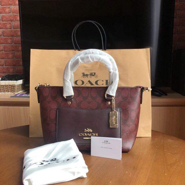 Coach signature emma hot sale satchel
