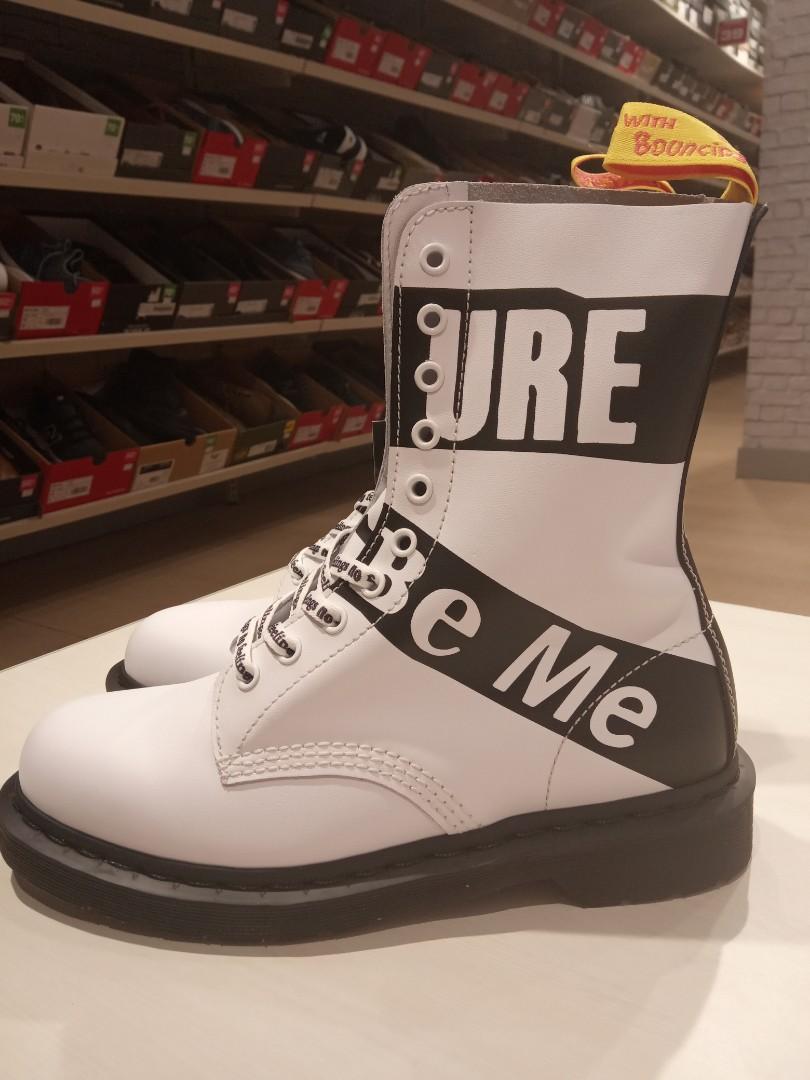 dr martens 1490 sxp