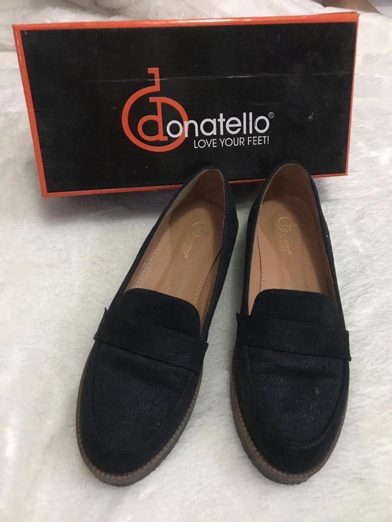 Donatello flat hotsell shoes