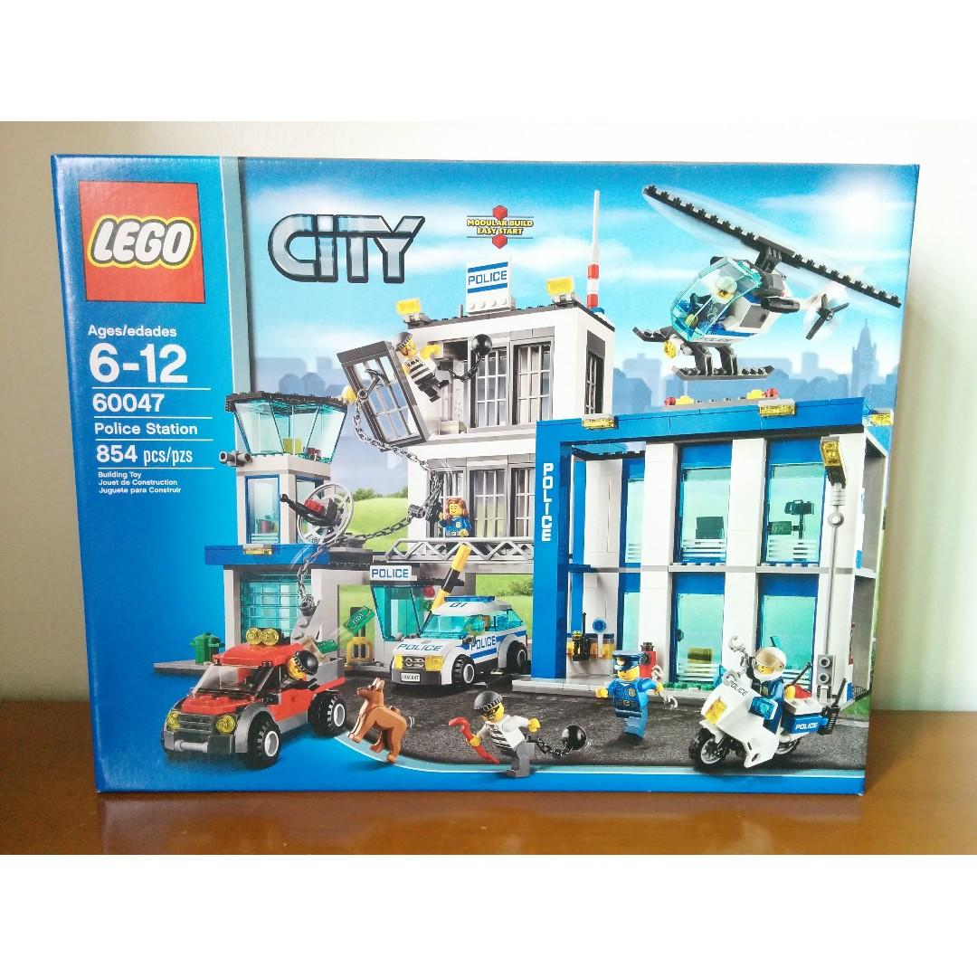 Lego City Police Station Hobbies Toys Toys Games On Carousell
