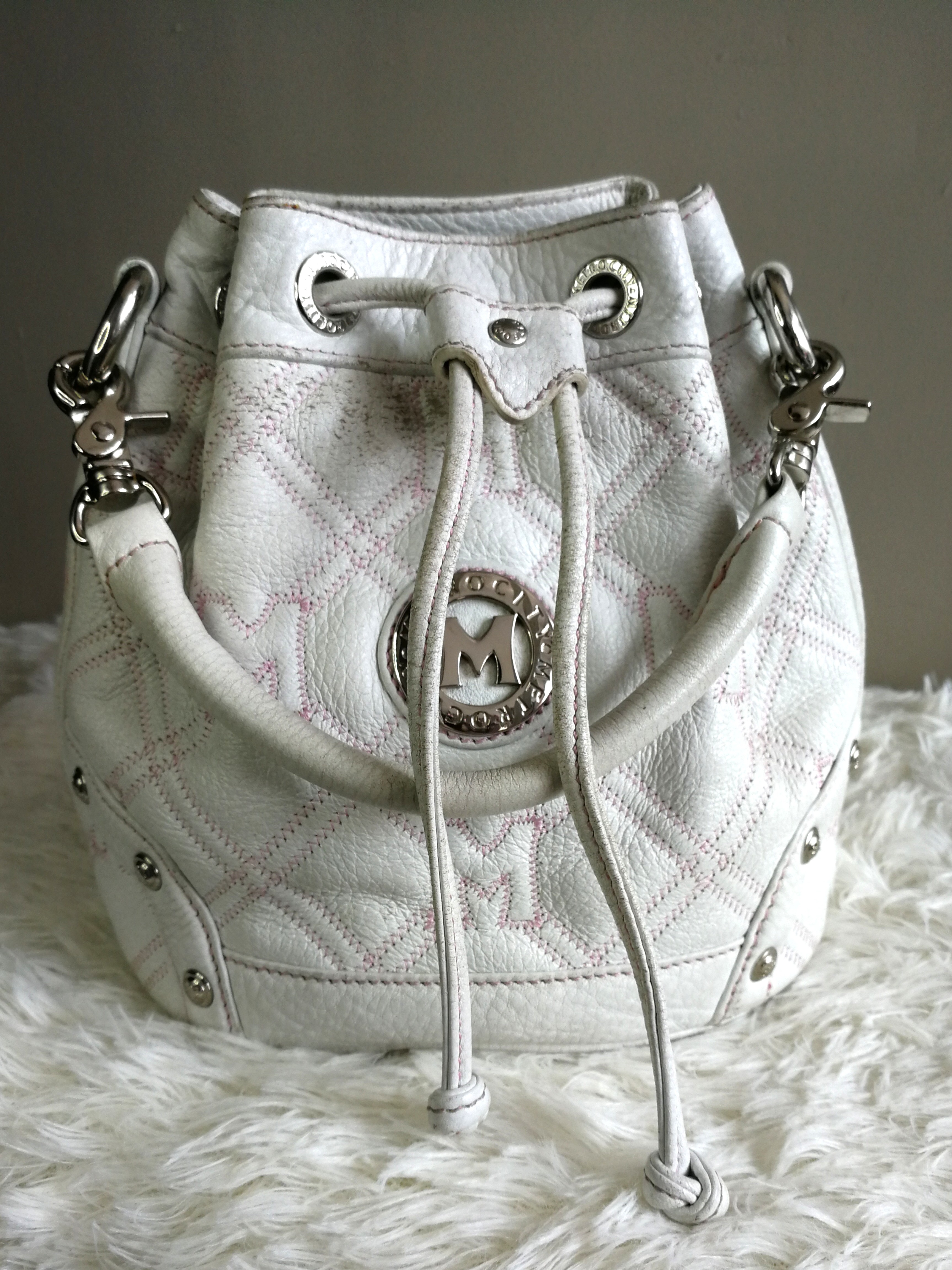 44 Preloved Metro City Mini Bucket Bag (Guaranteed Authentic)