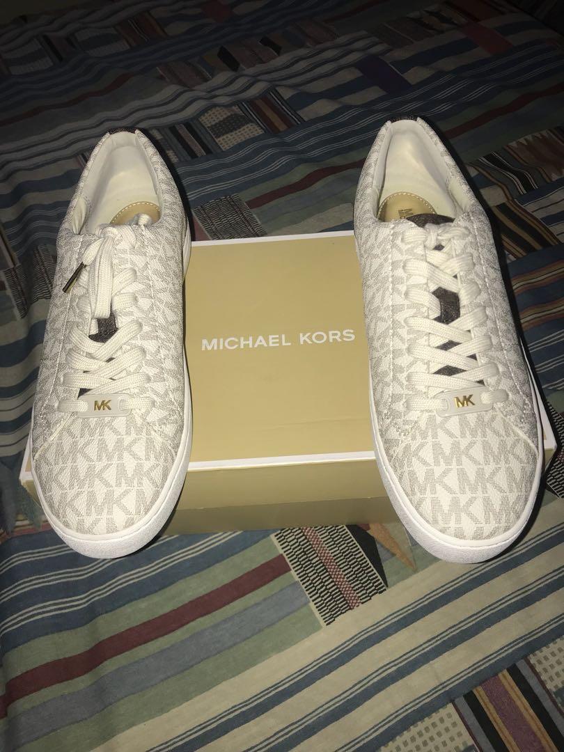 Michael Kors Sneakers Catelyn lace up AUTHENTIC Women's Fashion, Footwear, Sneakers on Carousell