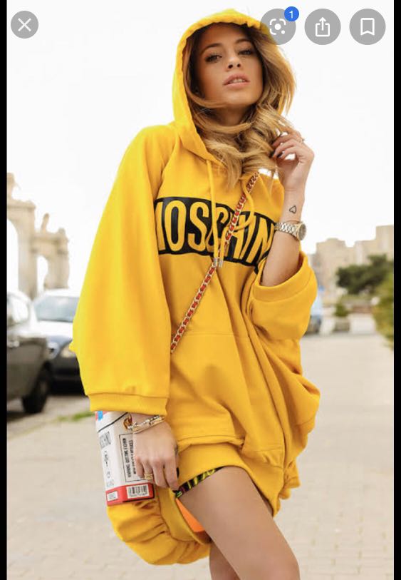 Moschino deals oversized hoodie
