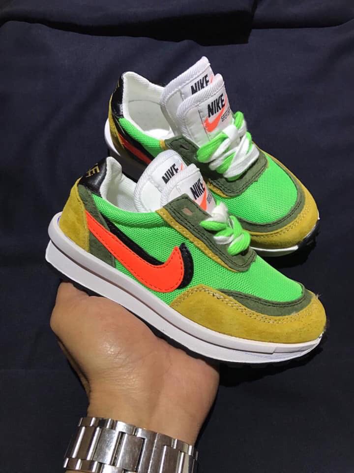 kids nike sacai