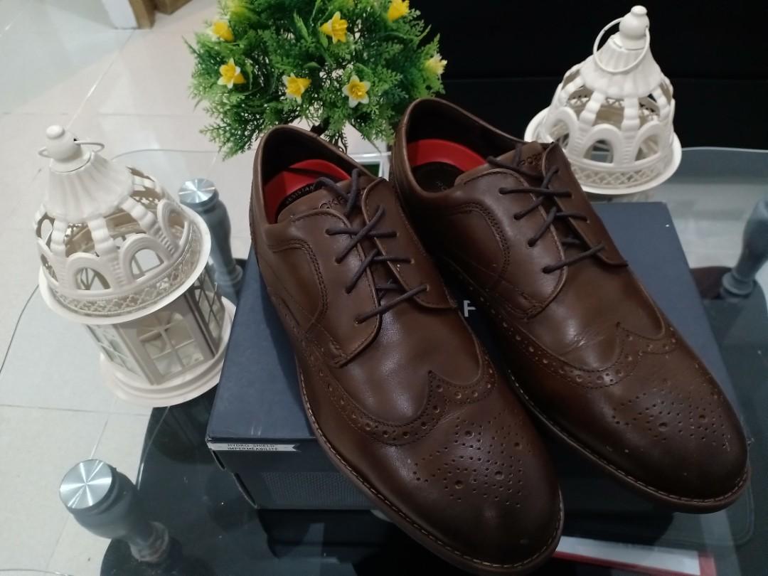 Rockport Brown leather shoes (Category: Dress Shoes) located in Quezon City. Submitted by ems0908 (Listing ID 253577304, Image 1). Description: Used once only sa wedding. 10/10 condition Price slightly negotiable.