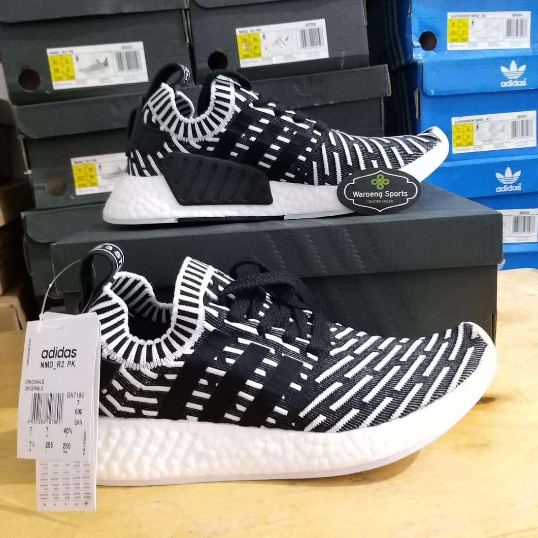 Sepatu adidas sales nmd r2