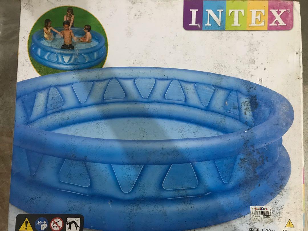 Baby pool (Category: Bathtub & Bath Accessories) located in Antipolo. Submitted by paulars (Listing ID 253676918, Image 1). Description: Only used once. Too big for our garage. Sf - shouldered by the buyer Size - 74” x 18”.