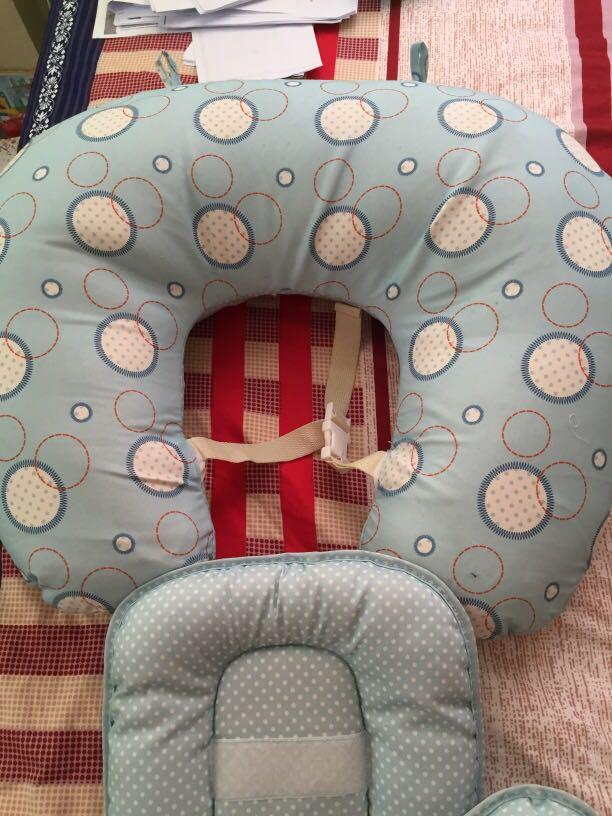Boppy pillow (Category: Cots & Cribs) located in Cavite. Submitted by roxycd (Listing ID 253675139, Image 1). Description: Big boppy pillow, use for feeding, burping the baby, and sitting the baby. Good as new! Guaranteed! #13thMonthSale So why wait, hurry up and buy😮 Meet up/ pick up only please. .