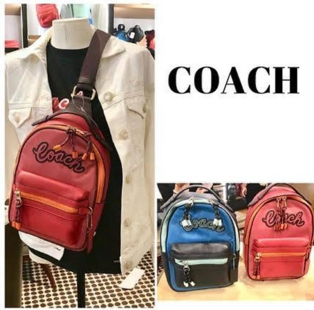 Coach hot sale vale slingpack