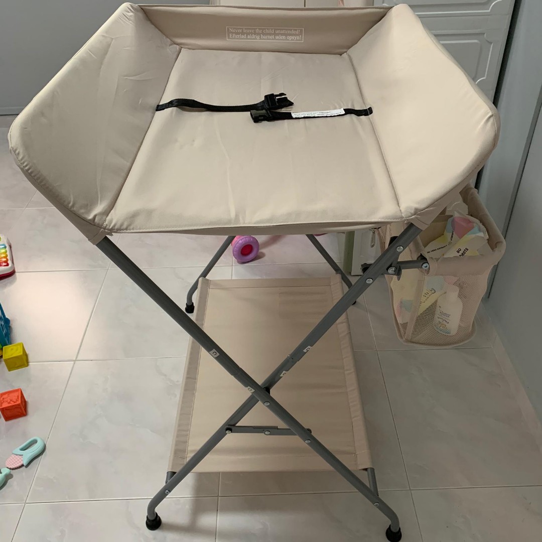 Foldable Nappy change Table, Babies & Kids, Bathing & Changing