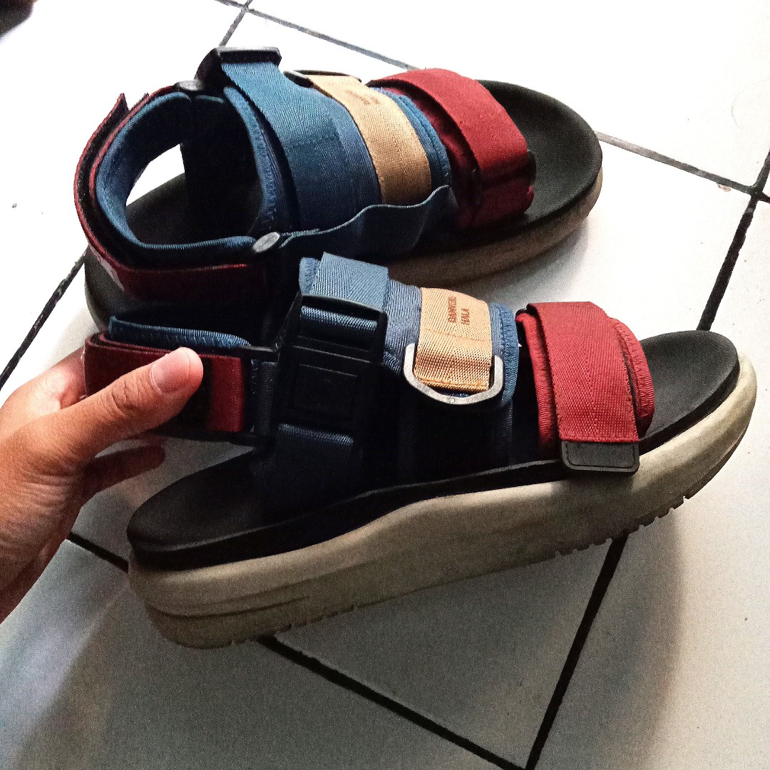Hijack Sandals X Marvel Indonesia Fesyen Wanita Sepatu Di Carousell