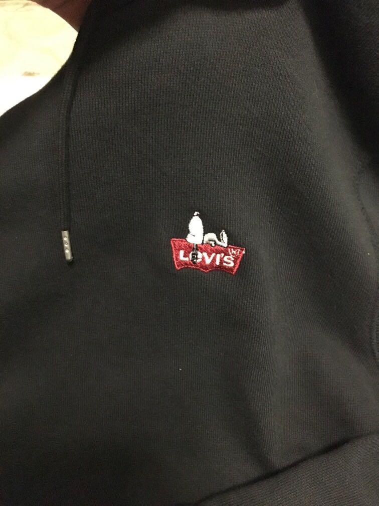 Levi's x snoopy hoodie shop