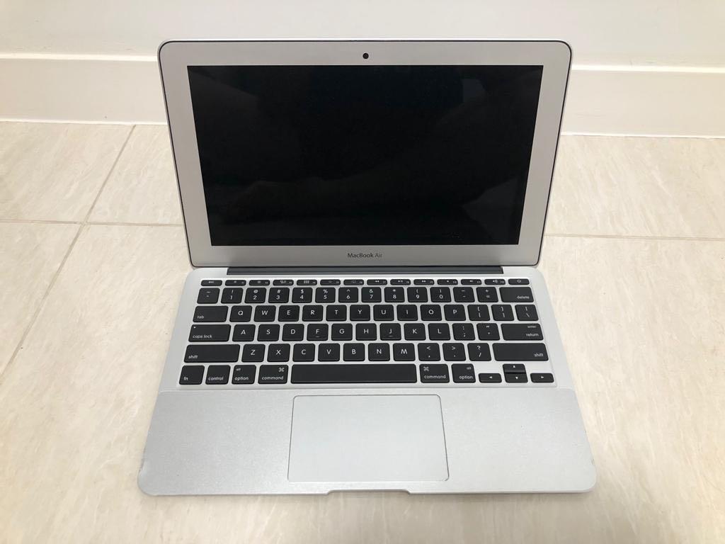 Macbook Air 11 Inch Early 2014 Electronics Computers Laptops On Carousell
