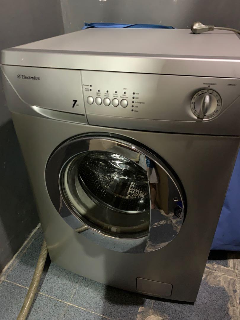 Mesin Cuci Electrolux, Kitchen & Appliances di Carousell