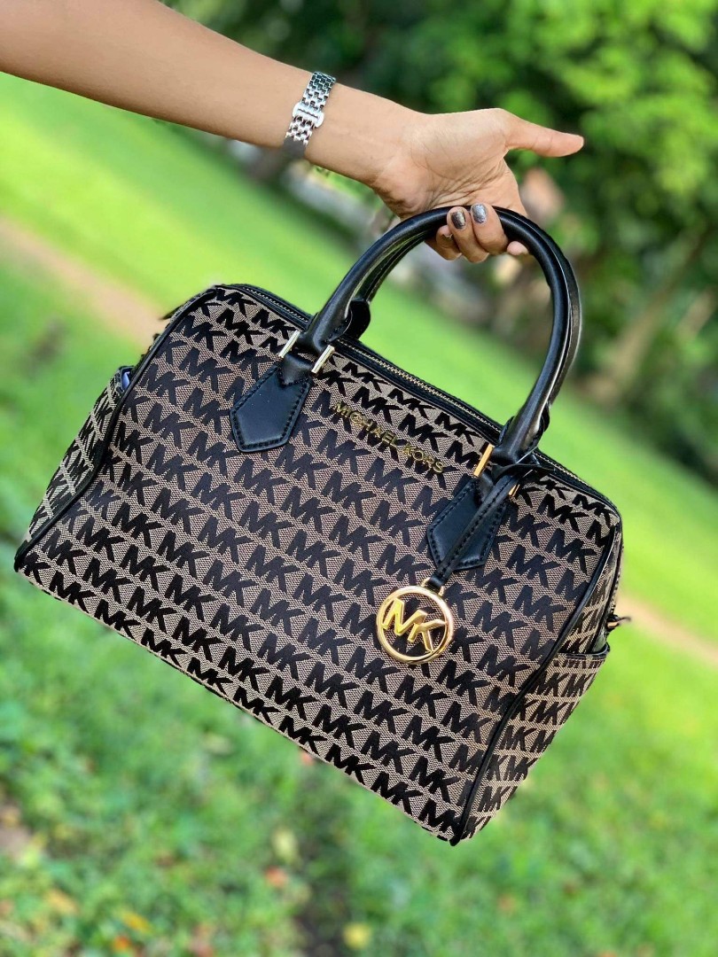 Mk Bedford Duffle Large, Women's Fashion, Bags & Wallets, Tote Bags on