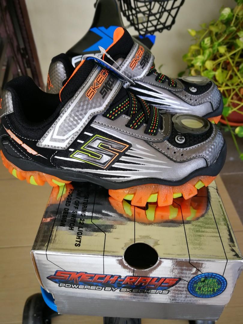 Skechers street lights online