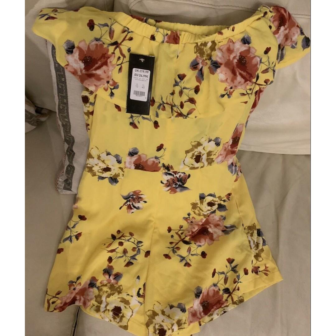 New With Tag Cameo Rose Yellow Floral Jumpsuit Size M Women S