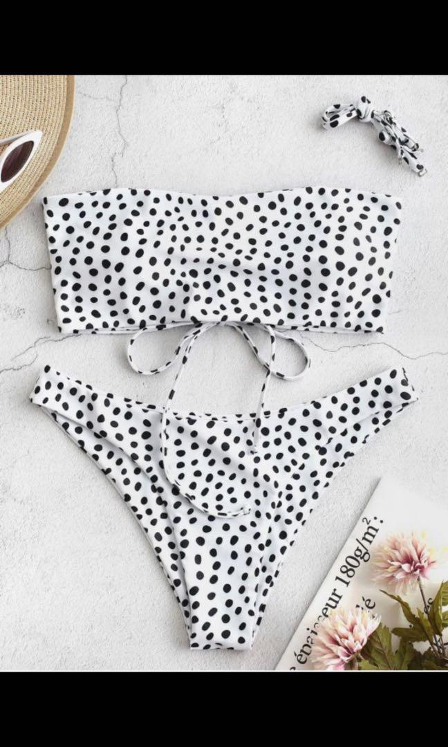 Polka Dot Bikini (Category: Bikinis & Swimsuits) located in San Juan City. Submitted by closetstartup (Listing ID 253629656, Image 1). Description: Worn the top once Never wore the bottoms Super good quality .