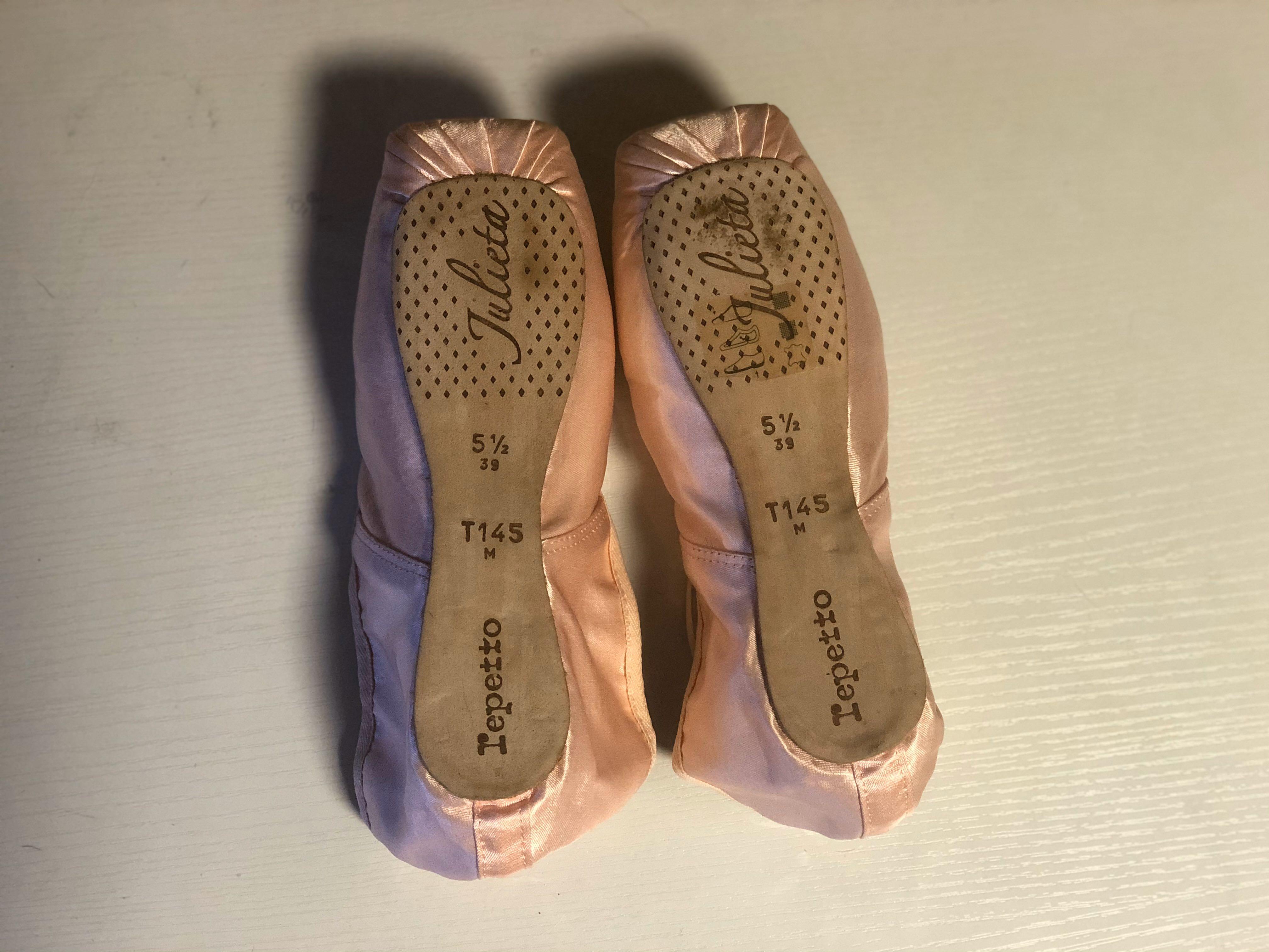 Ballet Repetto Julieta pointe shoes Loafers Carousell