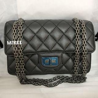 CHANEL 19K Mini Reissue