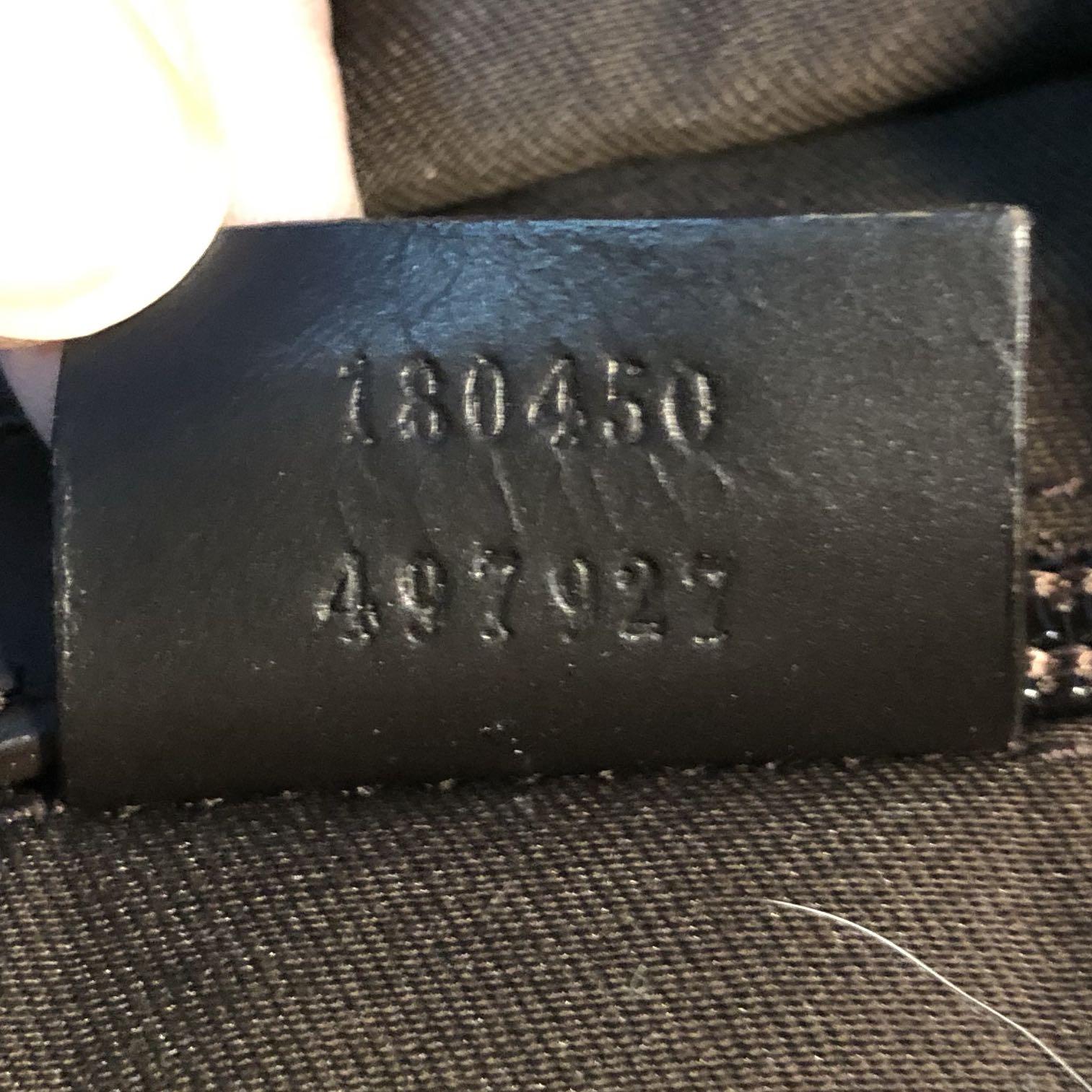 AUTHENTIC Vintage Gucci Monogram Tote (Category: Luxury Bags & Wallets) located in San Juan City. Submitted by flyboutique (Listing ID 253906812, Image 3). Description: Vintage Gucci Monogram Tote w/ serial code Preloved (what you see is what you get, pls check photos for reference for signs of usage) No inclusions ✖️ Last Price Posted. It’s already low, please check mall/internet prices to compare. ✖️ NO FREE SHIPPING/ NO SWAPS ✔️ Guaranteed Aut