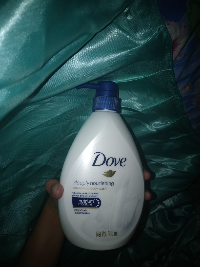 Dove body wash deeply nourishing, Kesehatan & Kecantikan, Kulit, Sabun ...