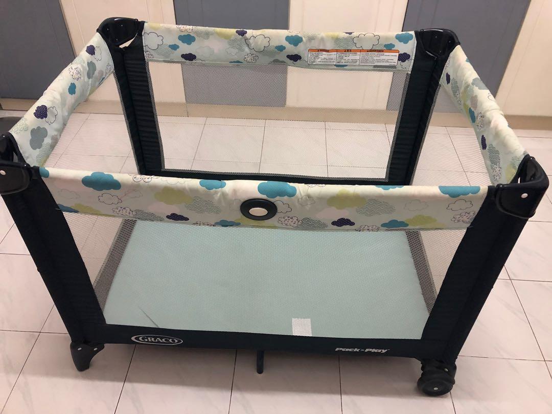 Graco Pack n Play Stratus, Babies & Kids, Baby Nursery & Kids Furniture