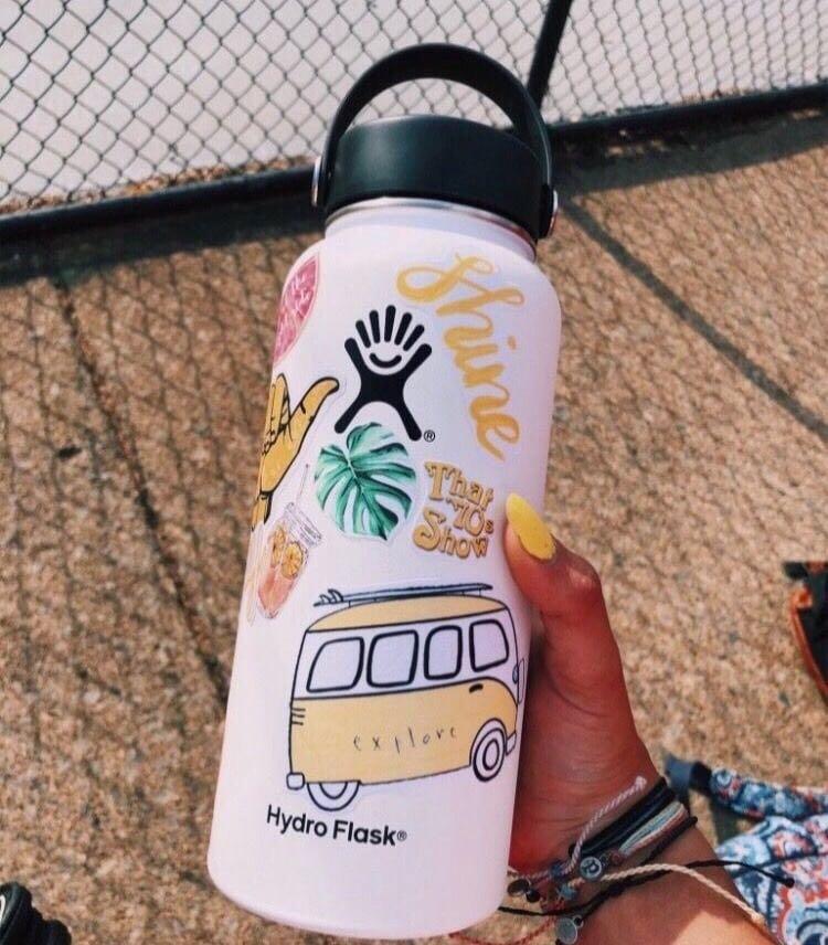 Vsco girl cheap with hydro flask