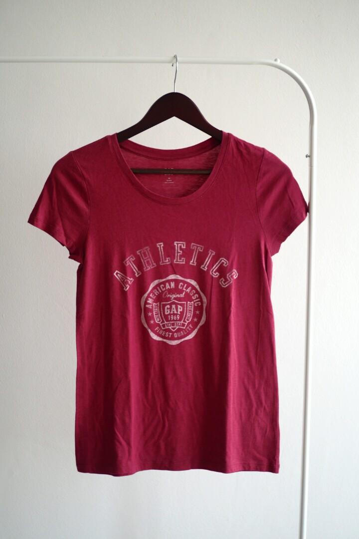 gap athletic clothes
