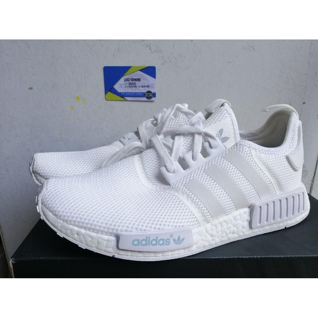 nmd r1 white mens