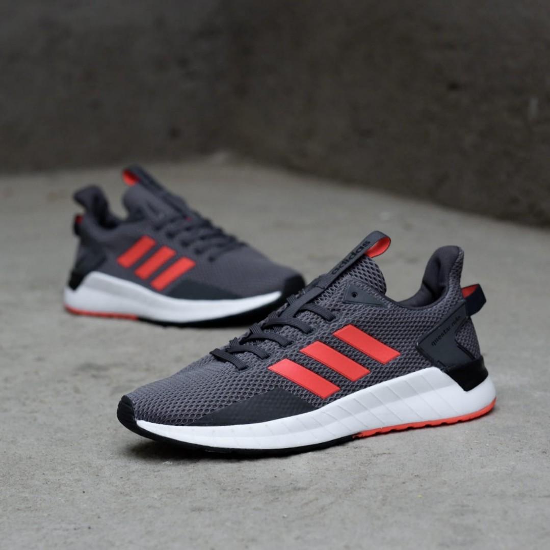 sepatu running adidas original