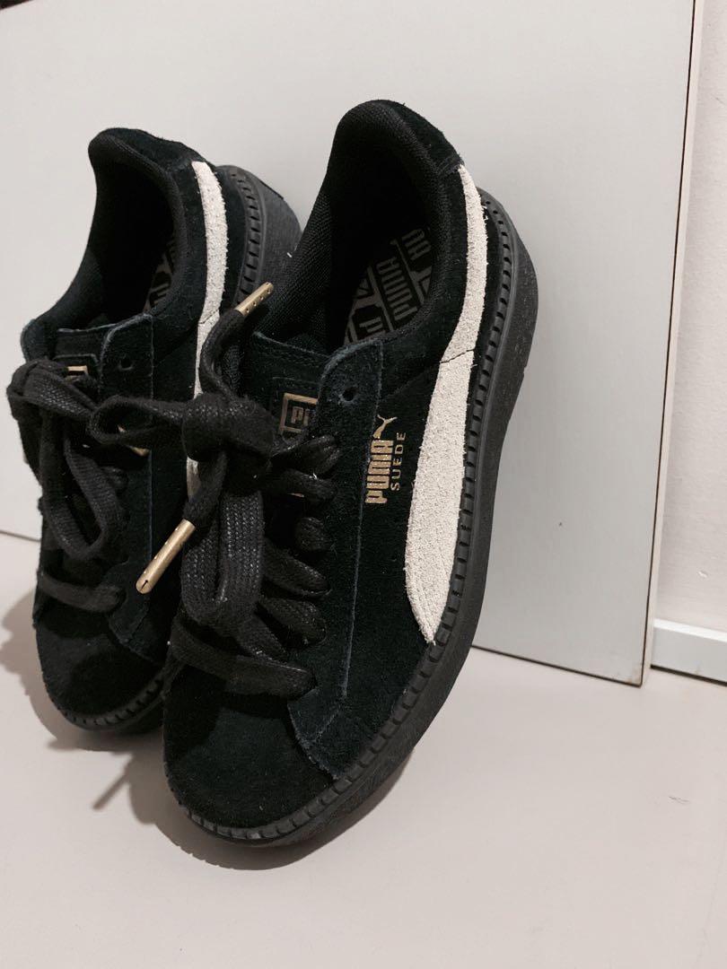 Puma suede on sale platform trace